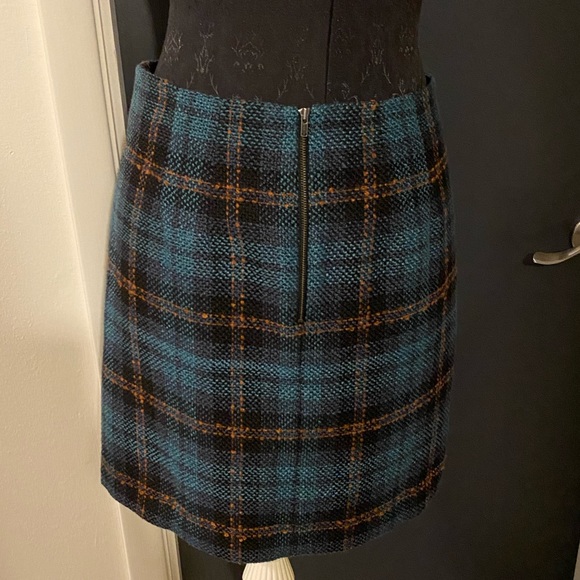 💜 Loft Plaid Skirt in Blue and Orange in Woven Material - Picture 3 of 8